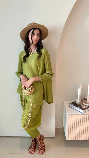 Green Pleated Set